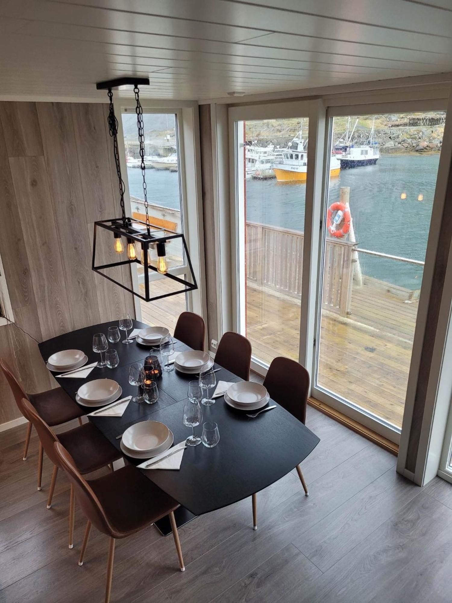 Waterfront L L Lofoten L Norway Holiday home Ballstad